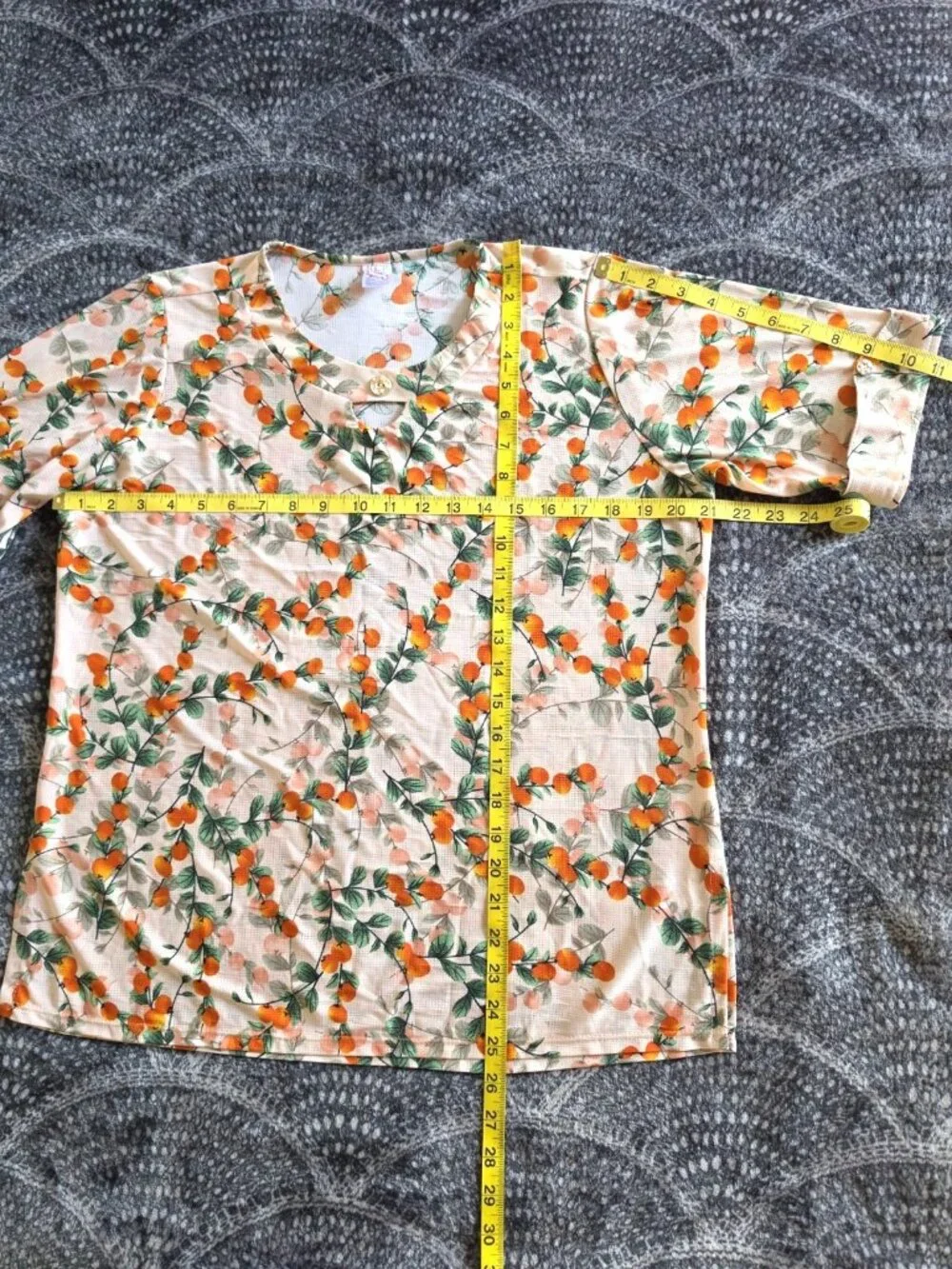 LuLaRoe Women's Size L Tropical Floral Knit Blouse Beige Orange Short Sleeve - Picture 4 of 9